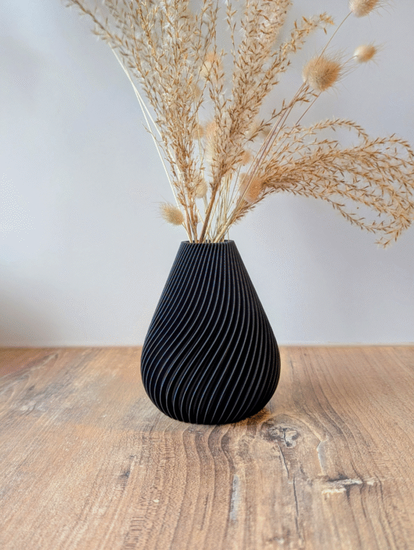 PXL_20250123_160301256.PORTRAIT~2 Spiral Bulb Vase | Flower decoration